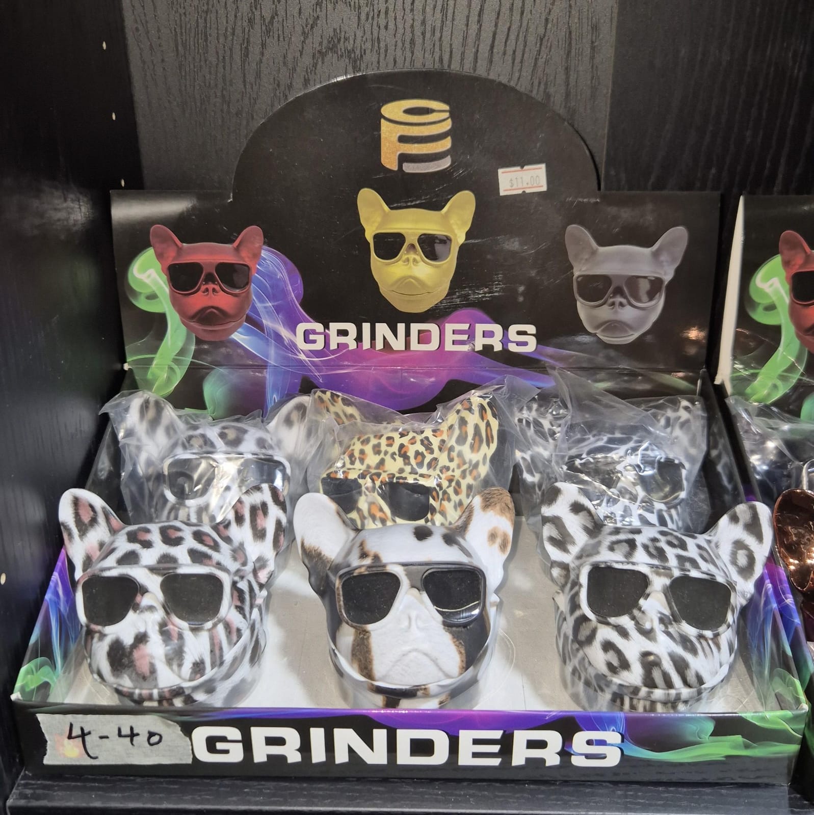 TOBACCO/HERB GRINDER BULLDOG FACE 6 PER PACK