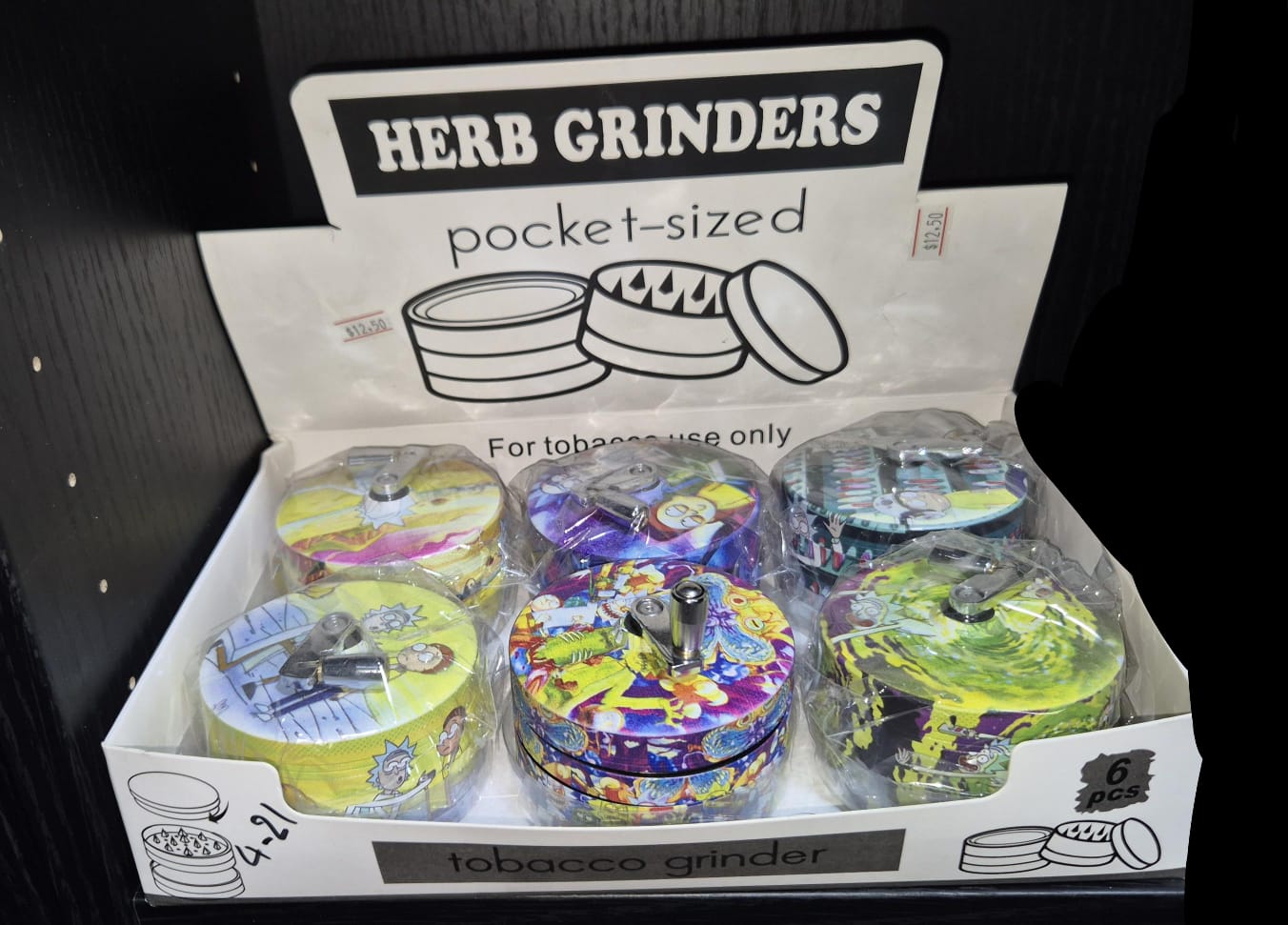 TOBACCO/HERB GRINDERS 6 PER PACK