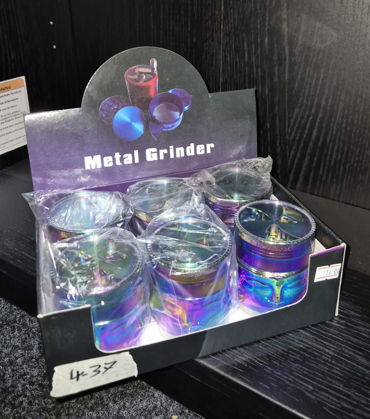 TOBACCO/HERB METAL GRINDERS 6 PER PACK
