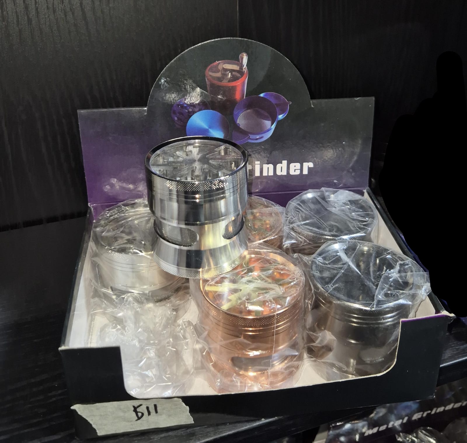 METAL TOBACCO/HERB GRINDER 6 PER PACK