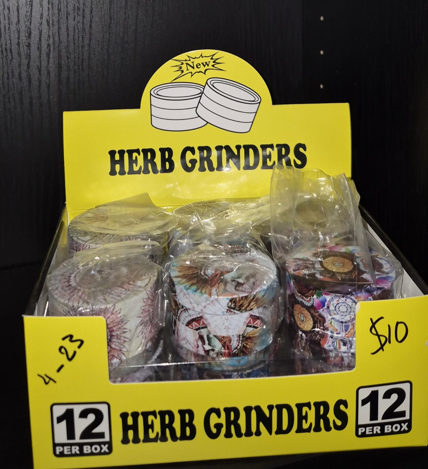 TOBACCO/HERB GRINDER 12 PER PACK